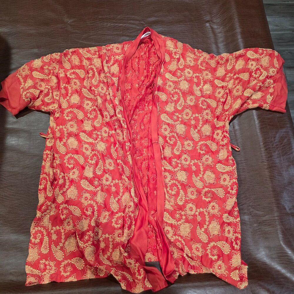 VTG Rare Victoria's Secret Gold Label Red & Gold Paisley Satin Kimono Robe OS